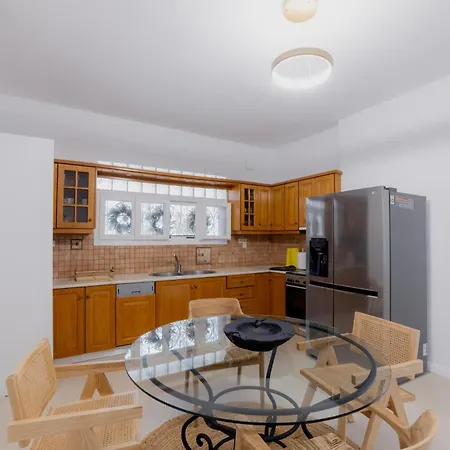 Blue Topaz Poolside Nauplia