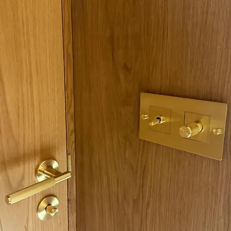 Blue Topaz Poolside * Nauplia