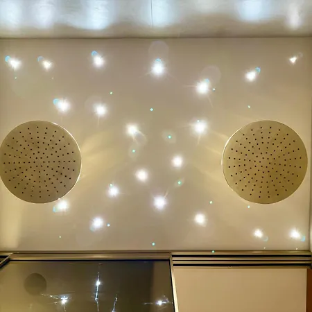 Blue Topaz Poolside * Nauplia